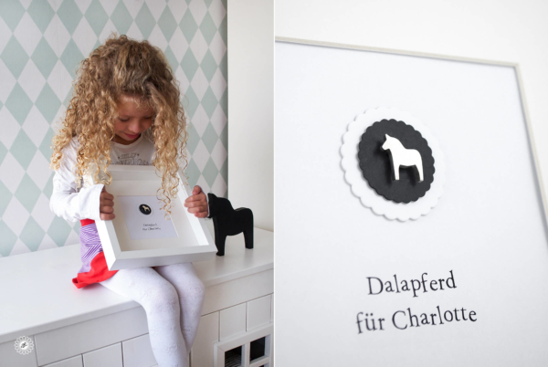 Schmuck für Kinder im Bild. Pferdchenschmuck