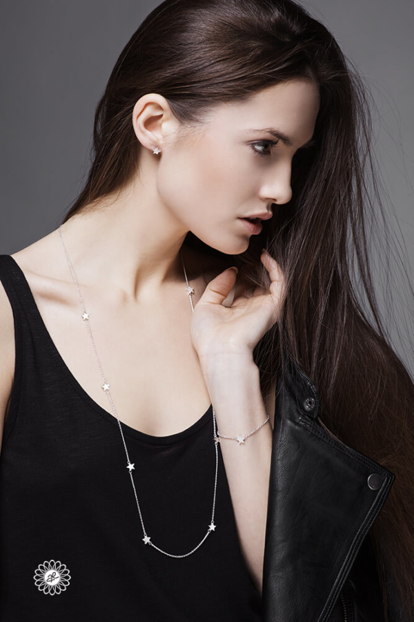 Collier mit Sternen
